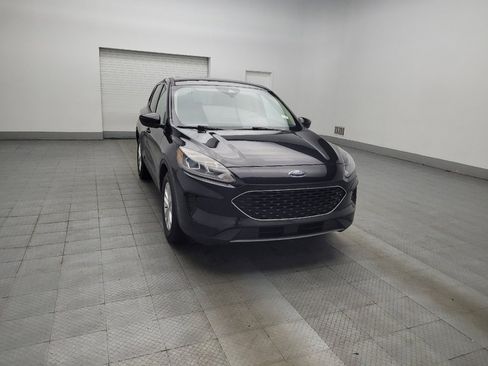 Used 2020 Ford Escape SE image 13