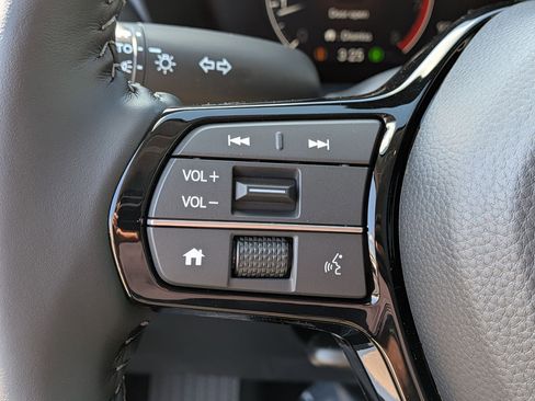 New 2026 Honda HR-V EX-L image 18