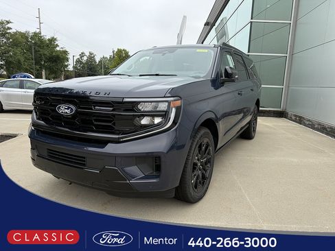 New 2027 Ford Expedition Max Platinum AWD/4WD image 1