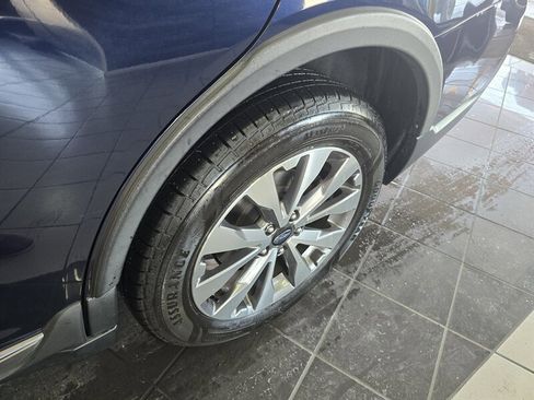 Used 2018 Subaru Outback 3.6R Touring image 39