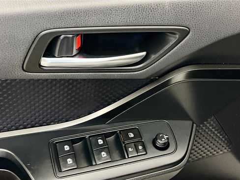 Used 2019 Toyota C-HR LE image 15