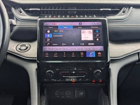 Used 2021 Jeep Grand Cherokee L Limited RWD image 13