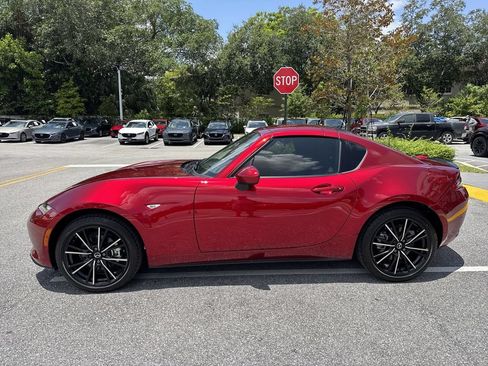 Certified 2025 MAZDA MX-5 Miata RF Grand Touring RWD image 11