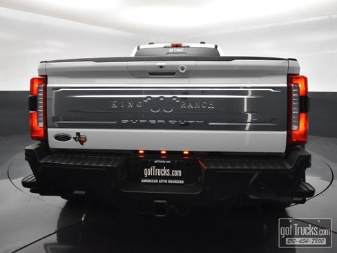 Used 2024 Ford F350 King Ranch w/ FX4 Off-Road Package AWD/4WD image 6