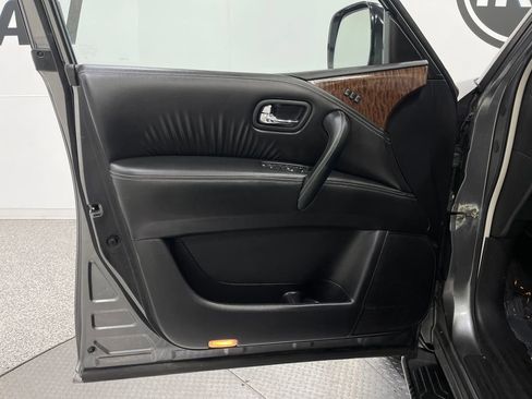 Used 2018 Nissan Armada SL w/ Moonroof Package image 15