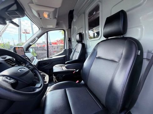 Used 2020 Ford Transit 250 Medium Roof RWD image 13