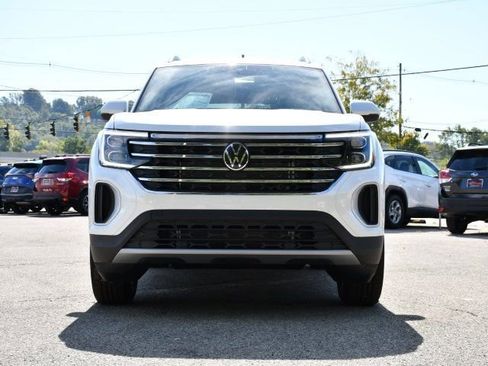 New 2026 Volkswagen Atlas SE AWD/4WD image 2