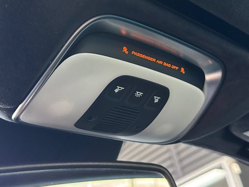 Used 2022 McLaren 765LT RWD image 20