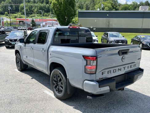 New 2026 Nissan Frontier SV w/ All-Weather Content Package AWD/4WD image 5