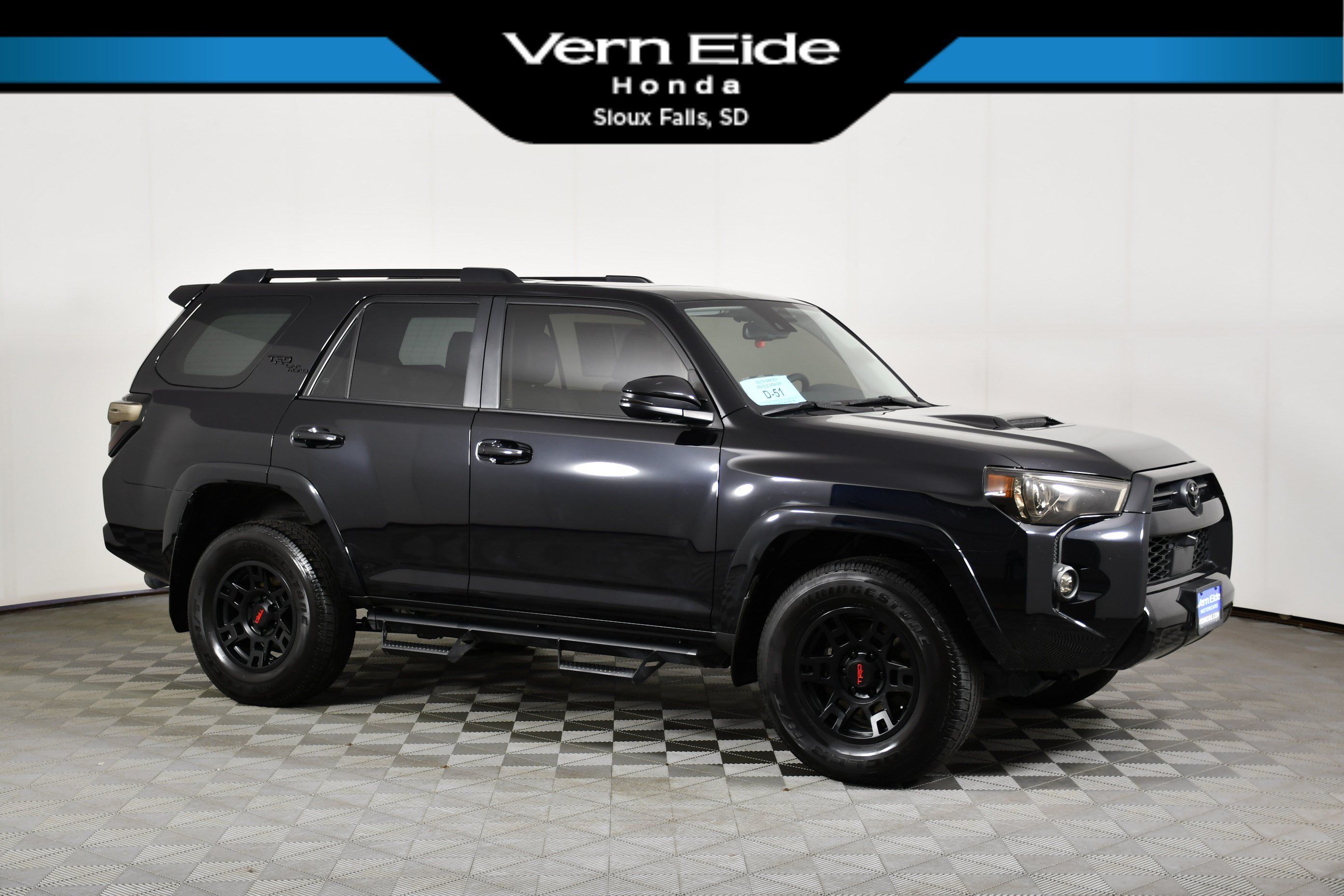 Used 2024 Toyota 4Runner TRD Off-Road Premium w/ Off Road Premium Plus Package AWD/4WD image 1