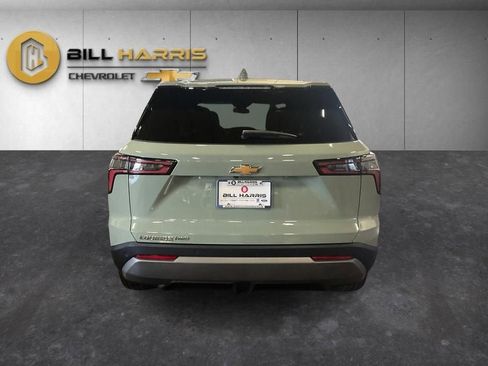 New 2026 Chevrolet Equinox LT w/ Convenience Package II AWD/4WD image 11