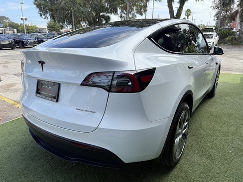 Used 2023 Tesla Model Y Long Range image 6