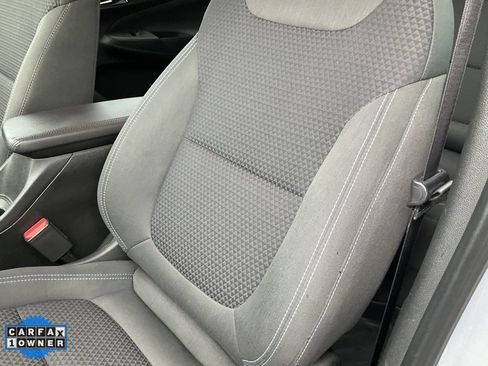 Used 2023 Chevrolet Bolt EUV LT image 17