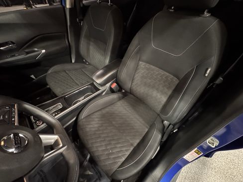 Used 2021 Nissan Kicks SV image 17