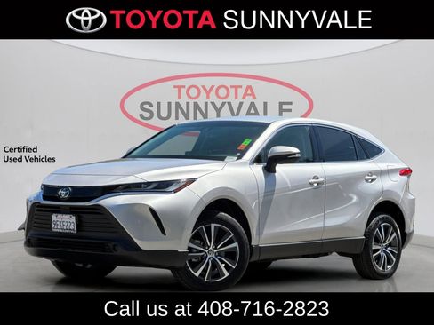 Used 2023 Toyota Venza LE AWD/4WD image 1