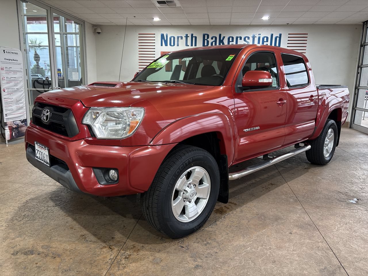 Used 2013 Toyota Tacoma PreRunner w/ TRD Sport Pkg RWD image 1