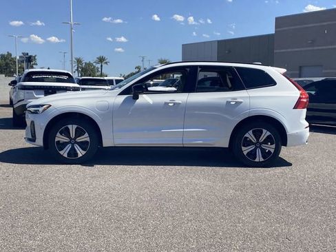 New 2025 Volvo XC60 T8 Plus image 10
