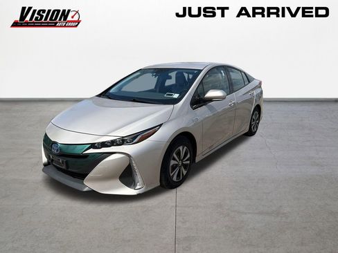 Used 2017 Toyota Prius Prime Plus image 1