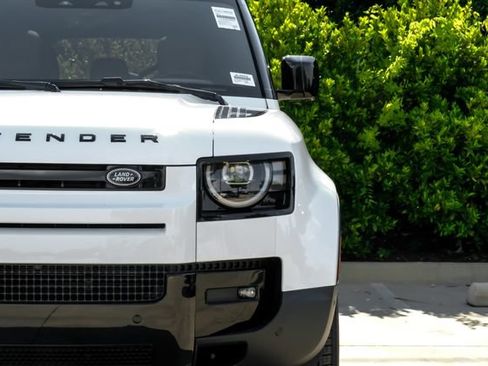 New 2026 Land Rover Defender 110 S AWD/4WD image 52