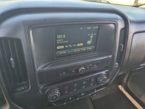Used 2018 Chevrolet Silverado 1500 Custom w/ Custom Value Package AWD/4WD image 25
