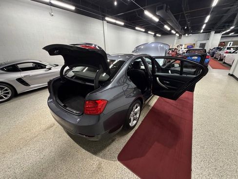 Used 2013 BMW 320i xDrive Sedan AWD/4WD image 46