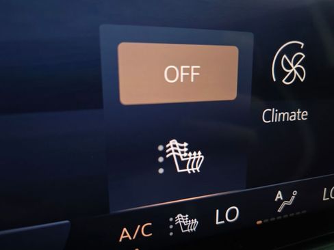 New 2025 Buick Envision Sport Touring image 6