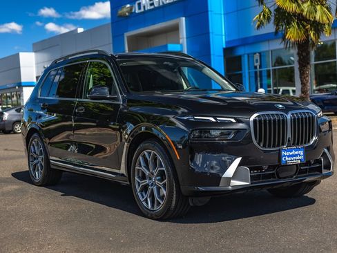 Used 2024 BMW X7 xDrive40i AWD/4WD image 7