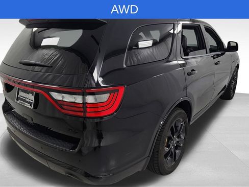Used 2022 Dodge Durango R/T w/ Blacktop Package AWD/4WD image 3