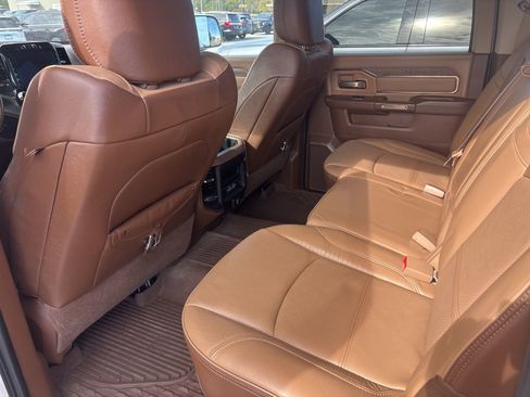 Used 2022 RAM 3500 Limited image 9