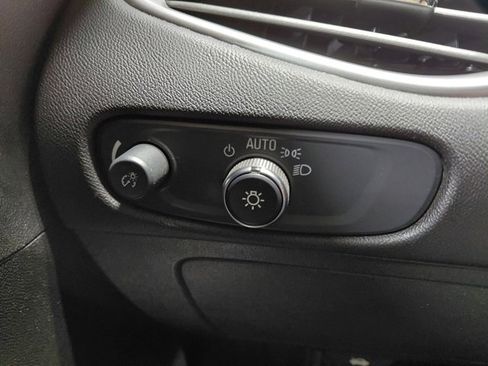 Certified 2025 Chevrolet Malibu LT image 35