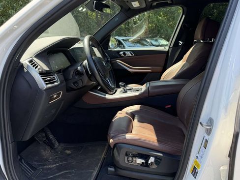 Used 2022 BMW X5 xDrive45e w/ Luxury Seating Package AWD/4WD image 5
