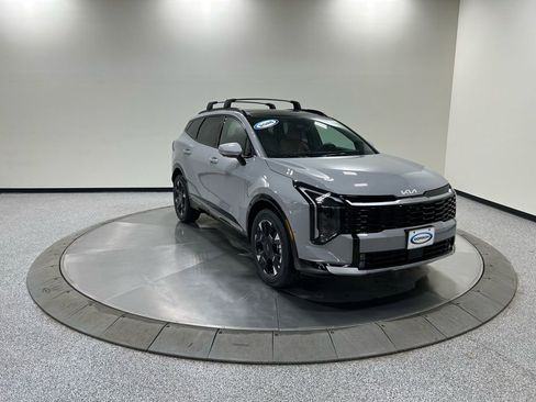 New 2026 Kia Sportage SX image 8