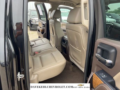 Used 2015 Chevrolet Silverado 2500 LTZ w/ LTZ Plus Package image 19