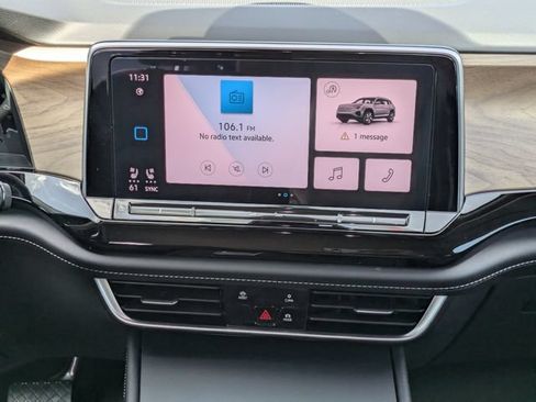 Used 2024 Volkswagen Atlas SE FWD image 20