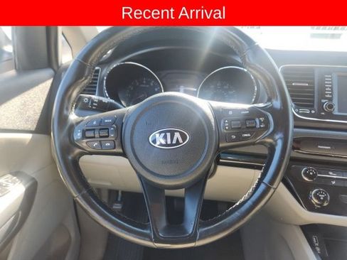 Used 2019 Kia Sedona EX FWD image 9