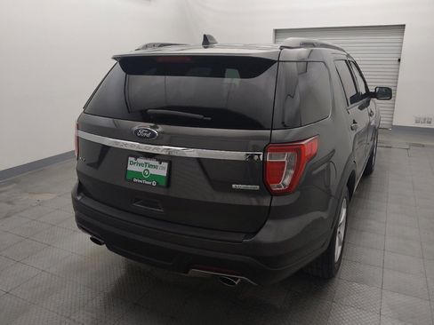 Used 2019 Ford Explorer XLT FWD image 7