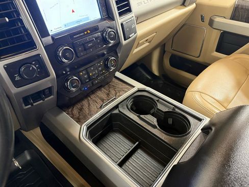 Used 2019 Ford F250 Lariat w/ Tow Technology Bundle AWD/4WD image 20