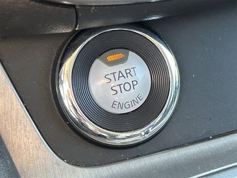 Certified 2022 Nissan Murano S w/ Cargo Package image 9