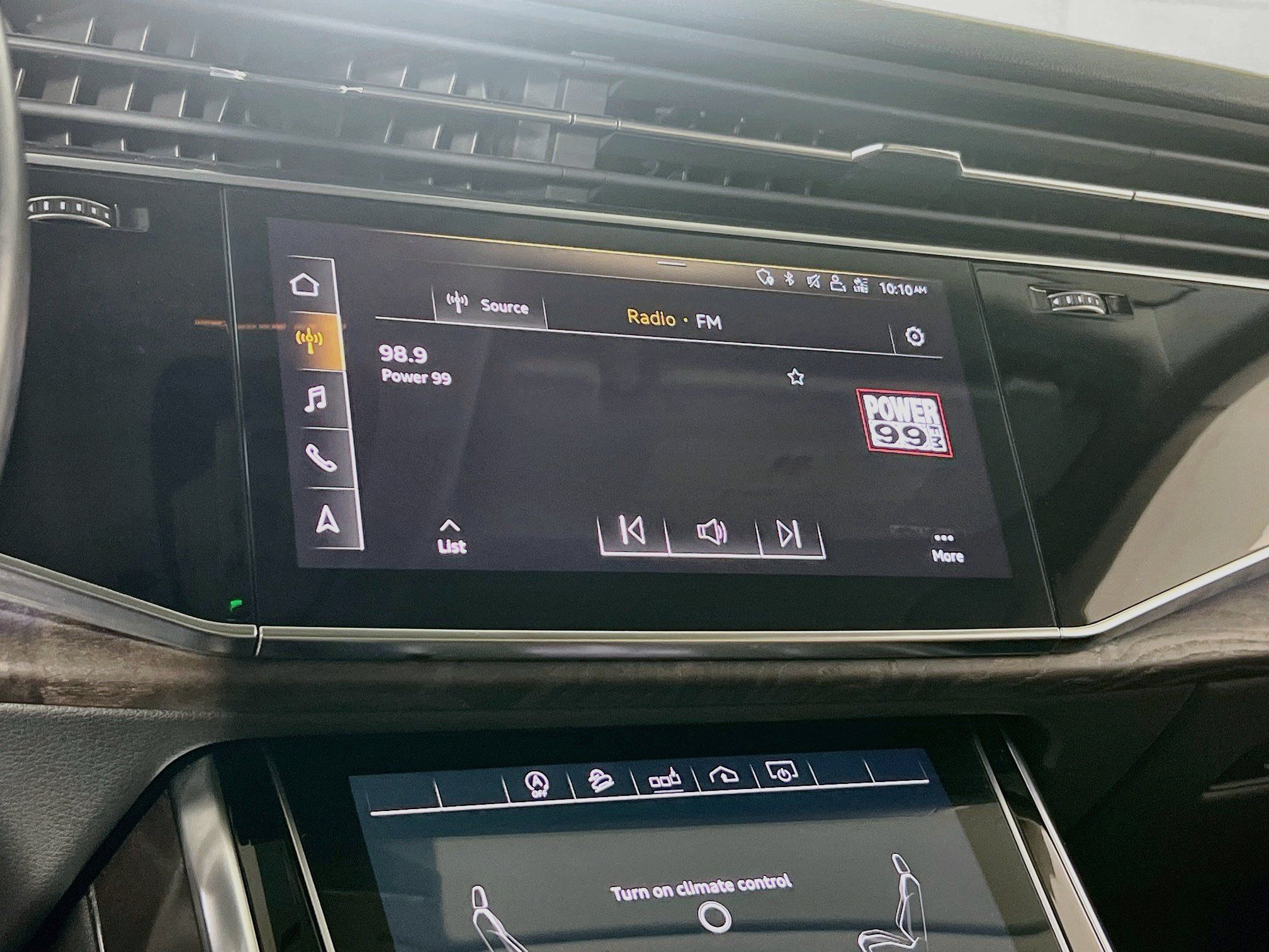 Used 2020 Audi Q8 Premium AWD/4WD image 15
