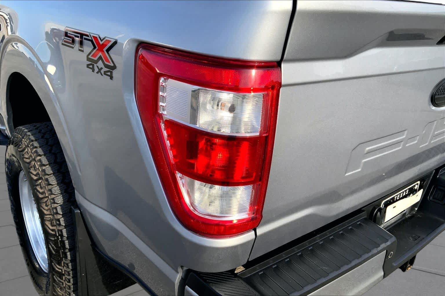 Used 2022 Ford F150 XL w/ STX Appearance Package AWD/4WD image 25