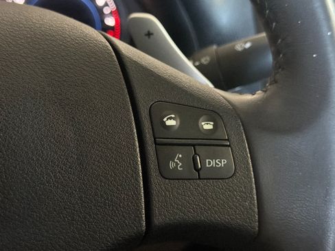Used 2010 Lexus IS 350 w/ Preferred Accessory Package RWD image 26