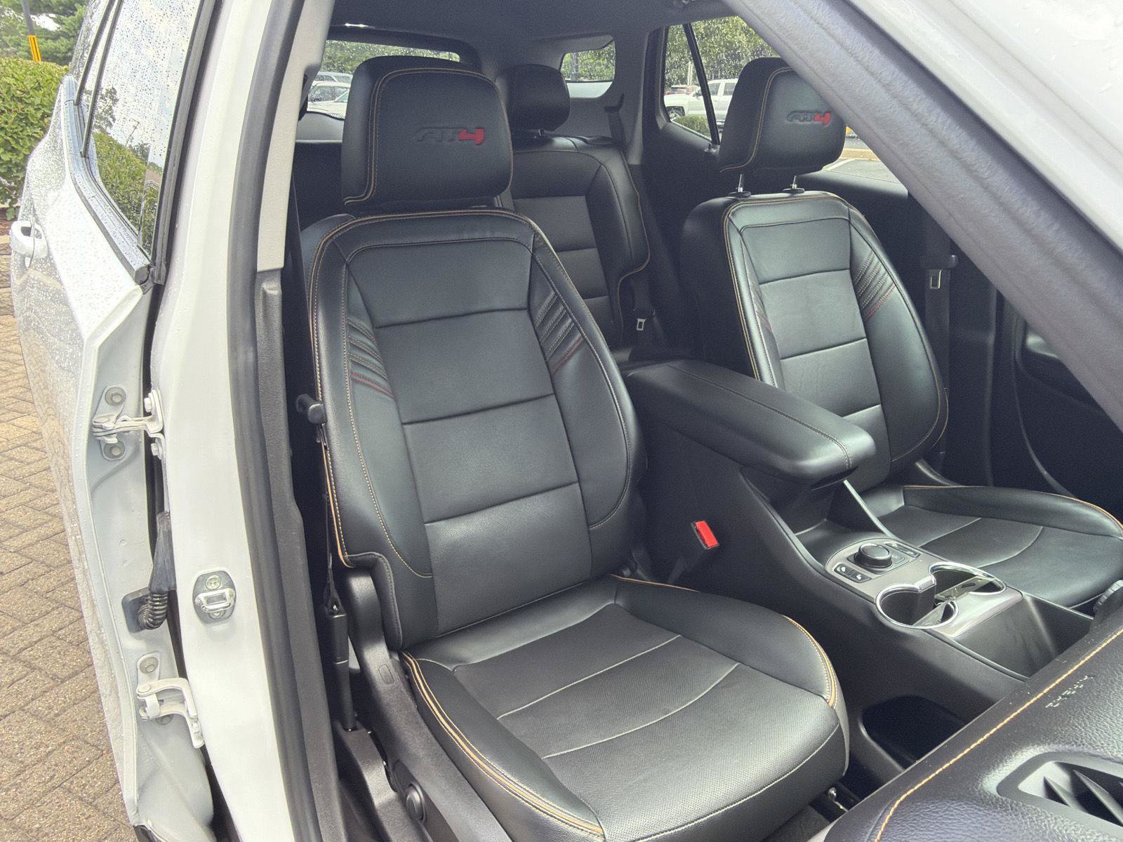 Used 2023 GMC Terrain AT4 AWD/4WD image 31