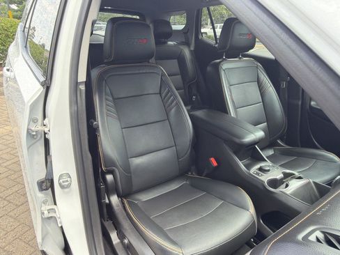 Used 2023 GMC Terrain AT4 AWD/4WD image 31
