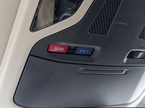 Used 2024 Subaru Legacy Premium image 32