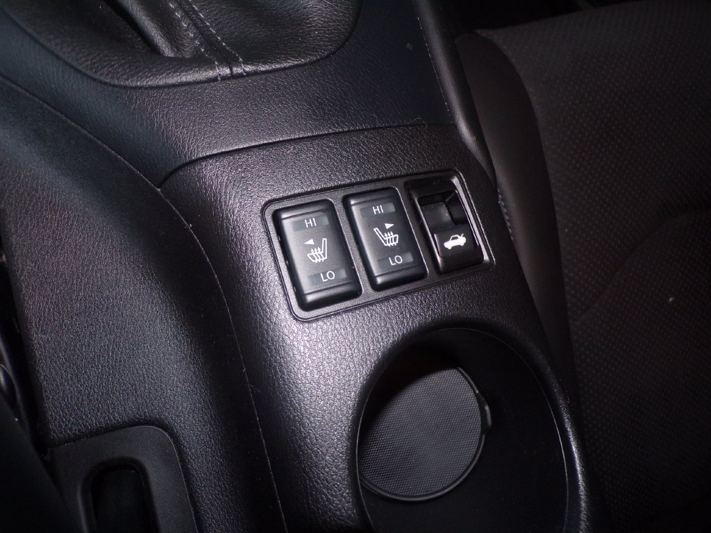 Used 2024 Nissan Z Performance w/ Floor Mat Package RWD image 14
