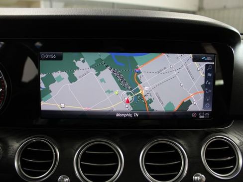 Used 2019 Mercedes-Benz E 300 image 20