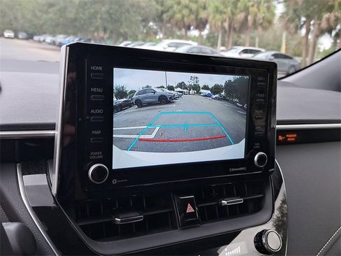 Used 2022 Toyota Corolla SE image 28