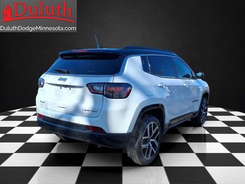Certified 2025 Jeep Compass Limited w/ Elite Group AWD/4WD image 5