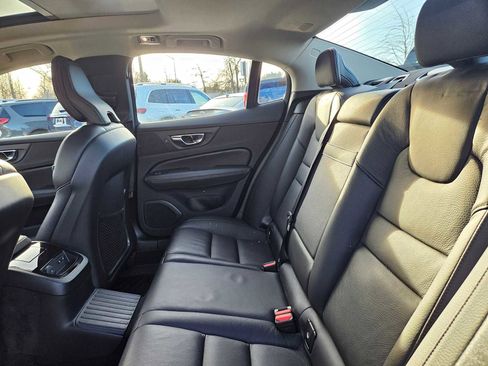 Used 2021 Volvo S60 T8 Inscription w/ Climate Package image 20