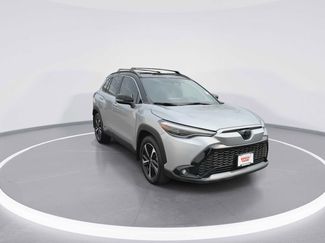 Used 2024 Toyota Corolla Cross XSE w/ Convenience Package video 2